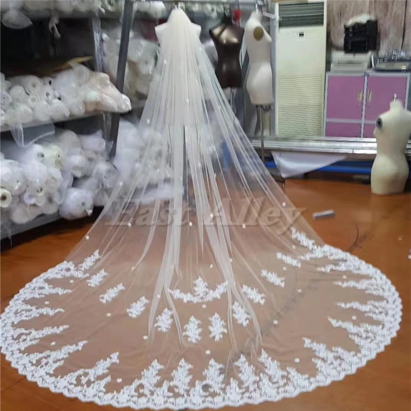 1 Layer Long Veil 118 Inches (3Meter) Cathedral Wedding Veil Lace Bridal Veil in white ,Ivory, off white
1 Layer Long Veil 118 Inches (3Meter) Cathedral Wedding Veil Lace Bridal Veil in white ,Ivory, off white