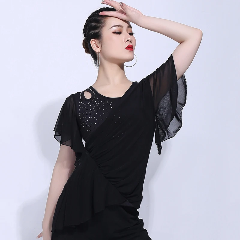 2019 Latin Dance Tops For Women Rhinestone Shirt Black Latin Clothes For Adult Standard Ballroom Flamengo Dance Costume VDB254
2019 Latin Dance Tops For Women Rhinestone Shirt Black Latin Clothes For Adult Standard Ballroom Flamengo Dance Costume VDB254