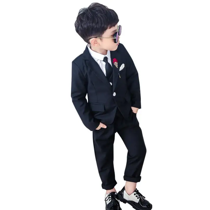 Newest Children Spring Autumn Formal Suits Blazer Vest Pants Sets Boys Wedding Party Outfits Kids Tuxedo Flower Boys Outwear Y61
Newest Children Spring Autumn Formal Suits Blazer Vest Pants Sets Boys Wedding Party Outfits Kids Tuxedo Flower Boys Outwear Y61