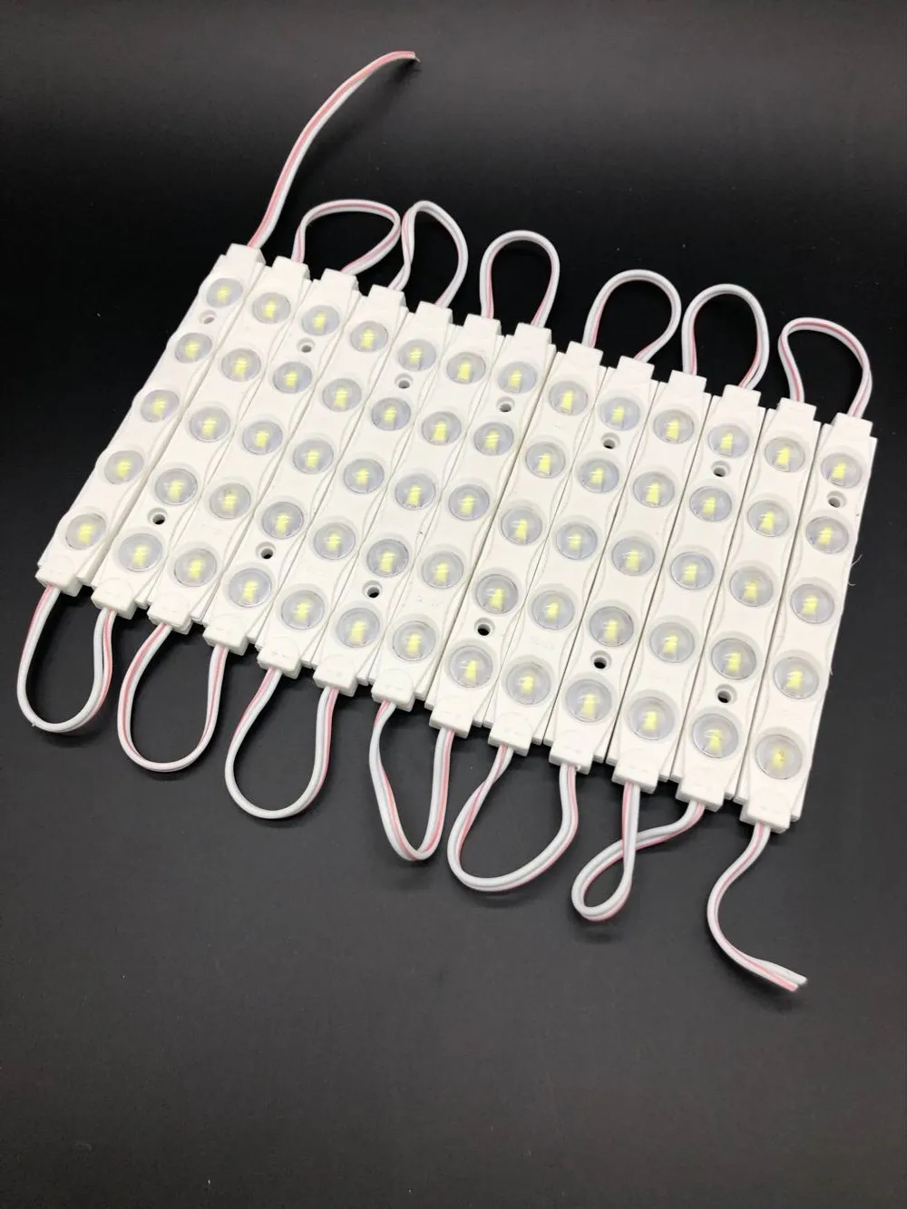 100pcs 5730 LED Module Injection lens DC12V 5LEDs Waterproof Outdoor light Backlight for billboard High lumens
100pcs 5730 LED Module Injection lens DC12V 5LEDs Waterproof Outdoor light Backlight for billboard High lumens