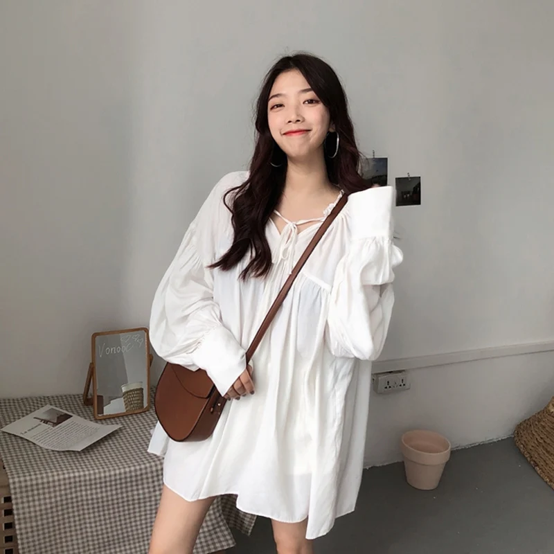 2019 Spring and Summer Sweet Women Shirts Doll Shirt In Korean Version of Loose White Shirt Full Ruffles V-Neck Batwing Sleeve
2019 Spring and Summer Sweet Women Shirts Doll Shirt In Korean Version of Loose White Shirt Full Ruffles V-Neck Batwing Sleeve