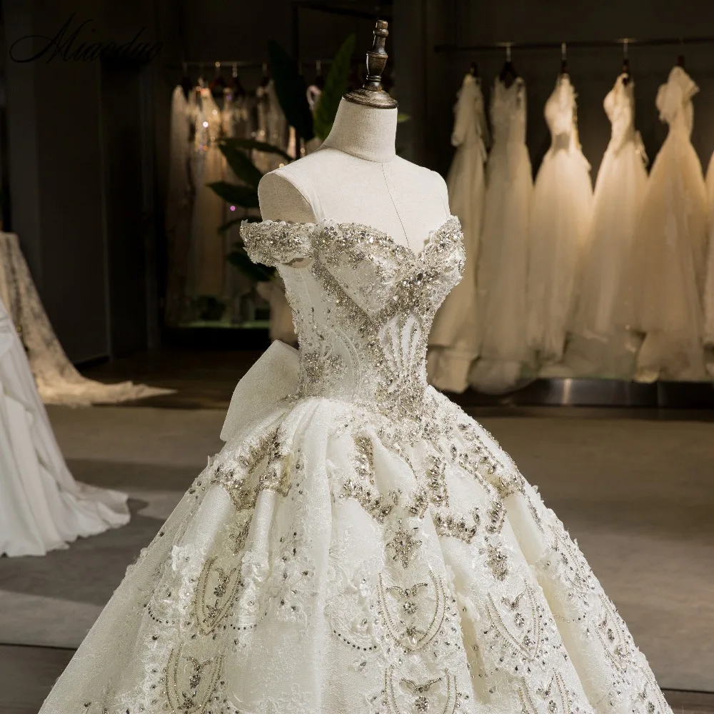 Miaoduo Luxury Lace Applique Pearls Beading Princess Wedding