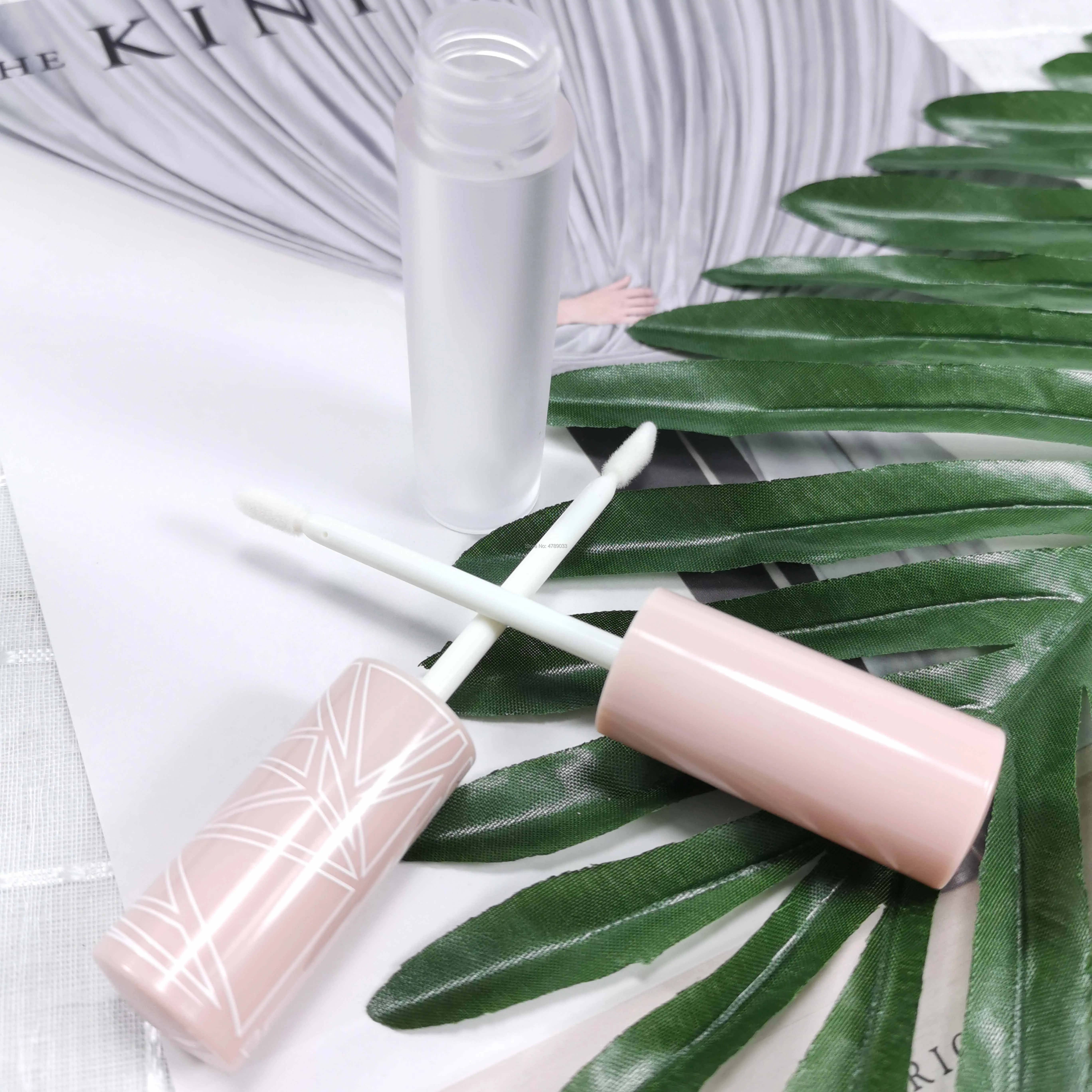 10/30/50pcs High Quality Empty Matted Lip Gloss Tube Pink Lip Balm Bottle Container In Refillable Bottles
10/30/50pcs High Quality Empty Matted Lip Gloss Tube Pink Lip Balm Bottle Container In Refillable Bottles