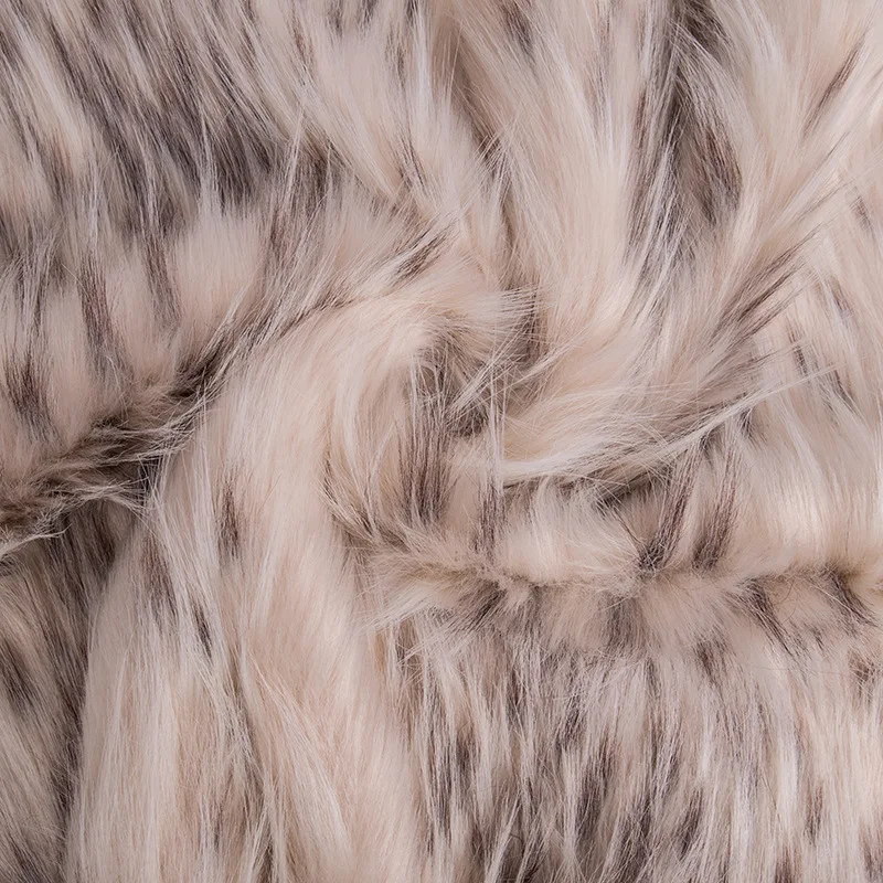 Autumn and winter artificial hair spot version Coffee beige Jacquard plush Faux fur coat fabric
Autumn and winter artificial hair spot version Coffee beige Jacquard plush Faux fur coat fabric