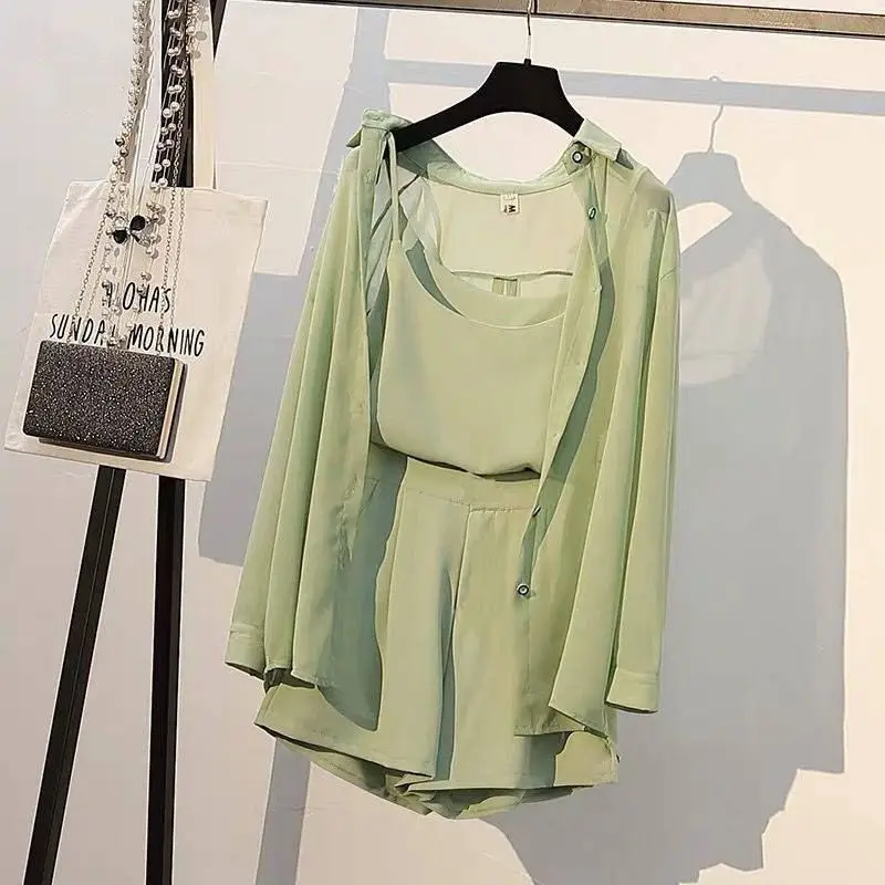 New Summer Fashion Women Two Piece Set Female Shirts + Shorts + Sleeveless Tops Ensemble Femme Office Lady Suit Tracksuit F133
New Summer Fashion Women Two Piece Set Female Shirts + Shorts + Sleeveless Tops Ensemble Femme Office Lady Suit Tracksuit F133