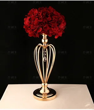 45cm Tall Metal Flower Vases Table Centerpiece Wedding Decoration 
45cm Tall Metal Flower Vases Table Centerpiece Wedding Decoration