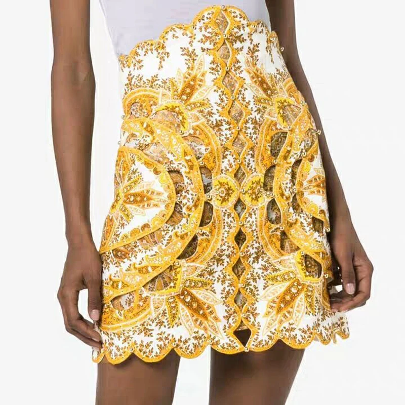 High Quality 2019 Runway Designer Vintage Woman Yellow Skirt High Waist Print Hollow Out Elegant Mini Skirt
High Quality 2019 Runway Designer Vintage Woman Yellow Skirt High Waist Print Hollow Out Elegant Mini Skirt