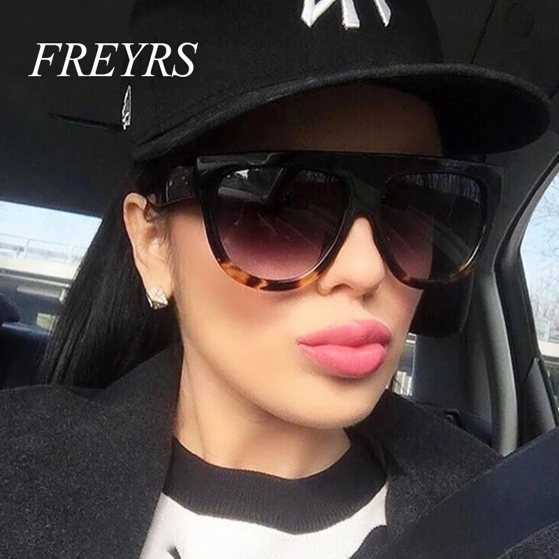 Fashion Brand Designer Sunglasses Women 2018 Sun Glasses Retro Women Oversized Shade Lady Gradient Lens Female Oculos M100
Fashion Brand Designer Sunglasses Women 2018 Sun Glasses Retro Women Oversized Shade Lady Gradient Lens Female Oculos M100