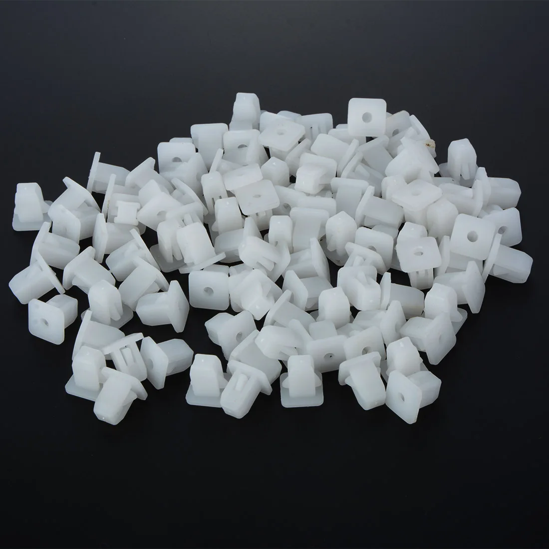100PCS 8mm White Square Auto Fasteners Auto Bumper Fastener Rivet Retainer Push Engine Cover Fender Car Door Trim Panel Clips
100PCS 8mm White Square Auto Fasteners Auto Bumper Fastener Rivet Retainer Push Engine Cover Fender Car Door Trim Panel Clips