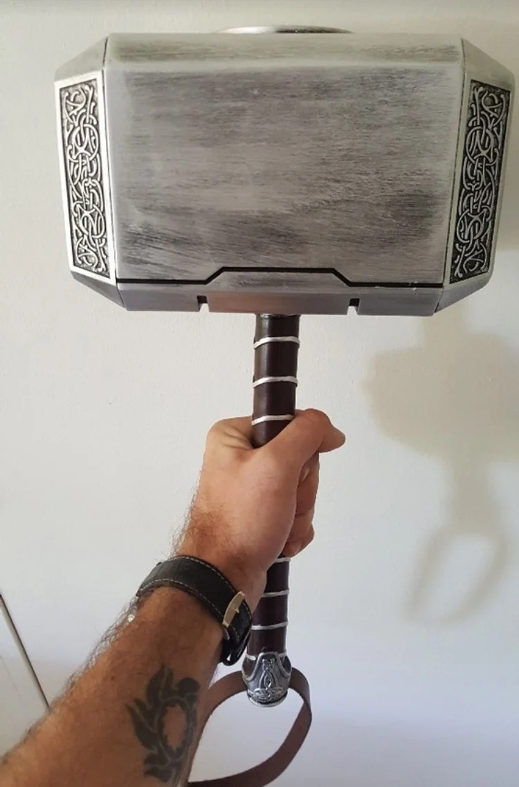 Thors Hammer 1:1 Handmade Hammers The Avengers Prop Replica Resin 1 Piece
Thors Hammer 1:1 Handmade Hammers The Avengers Prop Replica Resin 1 Piece