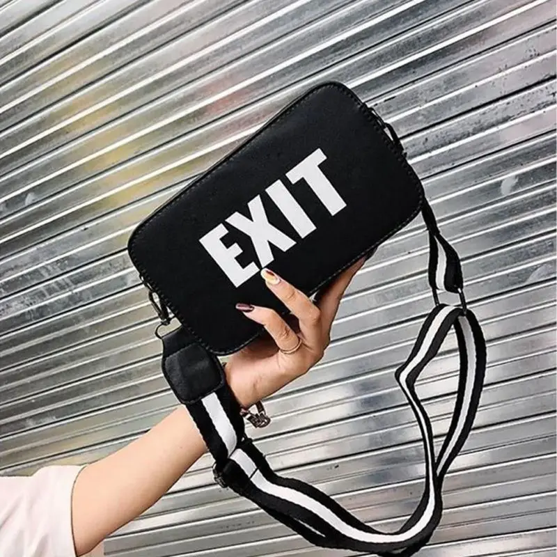 Women Leather Flap Shoulder Bags "EXIT" Print Adjustable Straps Handbags Portable Female Stylish Crossbody Bags Travel Bags 2019
Women Leather Flap Shoulder Bags "EXIT" Print Adjustable Straps Handbags Portable Female Stylish Crossbody Bags Travel Bags 2019