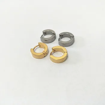 Fashion Small Hoop Earrings Color Gold Stainless Steel Round Huggie Earrings Jewelry For Women
Fashion Small Hoop Earrings Color Gold Stainless Steel Round Huggie Earrings Jewelry For Women