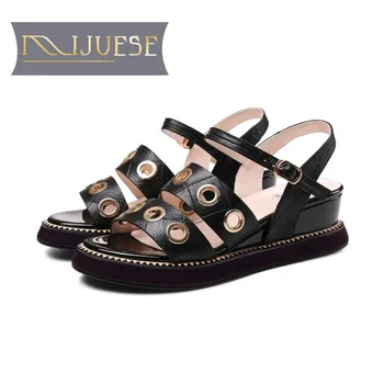 MLJUESE 2019 women sandals Cow leather cutouts white color rivets open toe wedges heel beaches sandals party size 34-40
MLJUESE 2019 women sandals Cow leather cutouts white color rivets open toe wedges heel beaches sandals party size 34-40