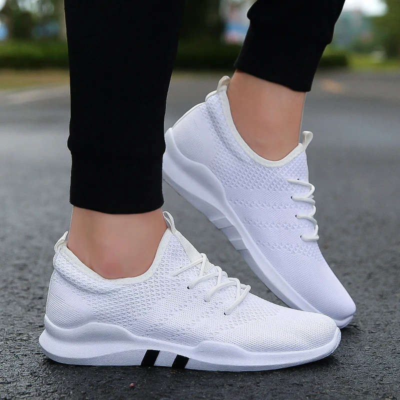 outdoors Lightweight 2018 Summer Breathable Mesh running Shoes for man trainers sports jogging high quality Men Fitness Sneakers
outdoors Lightweight 2018 Summer Breathable Mesh running Shoes for man trainers sports jogging high quality Men Fitness Sneakers