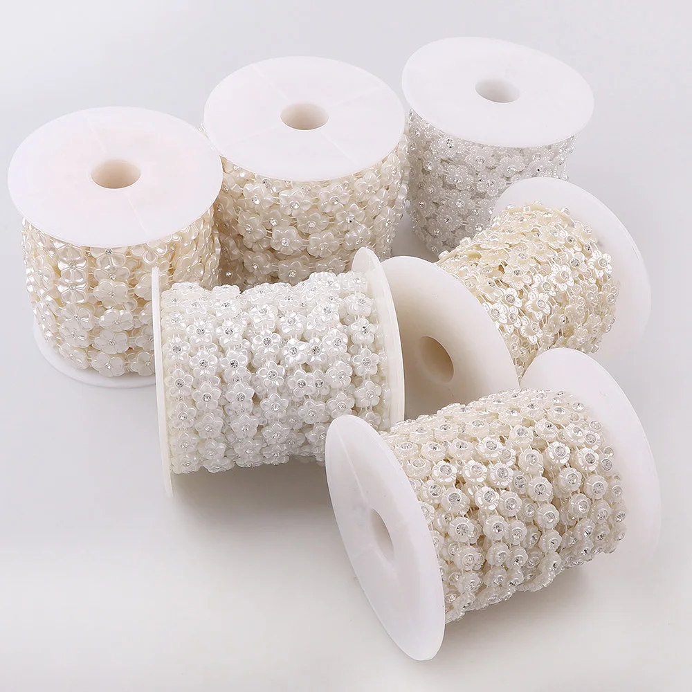 9-16mm 10Yard Flower ABS Imitation Pearl Beads Chain Trim with Rhinestone For Wedding Dress Crafts Jewelry Clothes Material
9-16mm 10Yard Flower ABS Imitation Pearl Beads Chain Trim with Rhinestone For Wedding Dress Crafts Jewelry Clothes Material