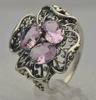 Unique custom free shipping European and American wild fashion retro 925 silver series of natural topaz stone rings
Unique custom free shipping European and American wild fashion retro 925 silver series of natural topaz stone rings