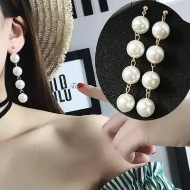 Factory direct Japanese and Korean trend personality temperament beaded earrings Exaggerated large pearl tassel long earrings
Factory direct Japanese and Korean trend personality temperament beaded earrings Exaggerated large pearl tassel long earrings