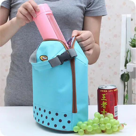 Portable Thicken Preservation insulation meal package lunch cold storage take-away bag Storage Bag cooler bag handbag AU116
Portable Thicken Preservation insulation meal package lunch cold storage take-away bag Storage Bag cooler bag handbag AU116