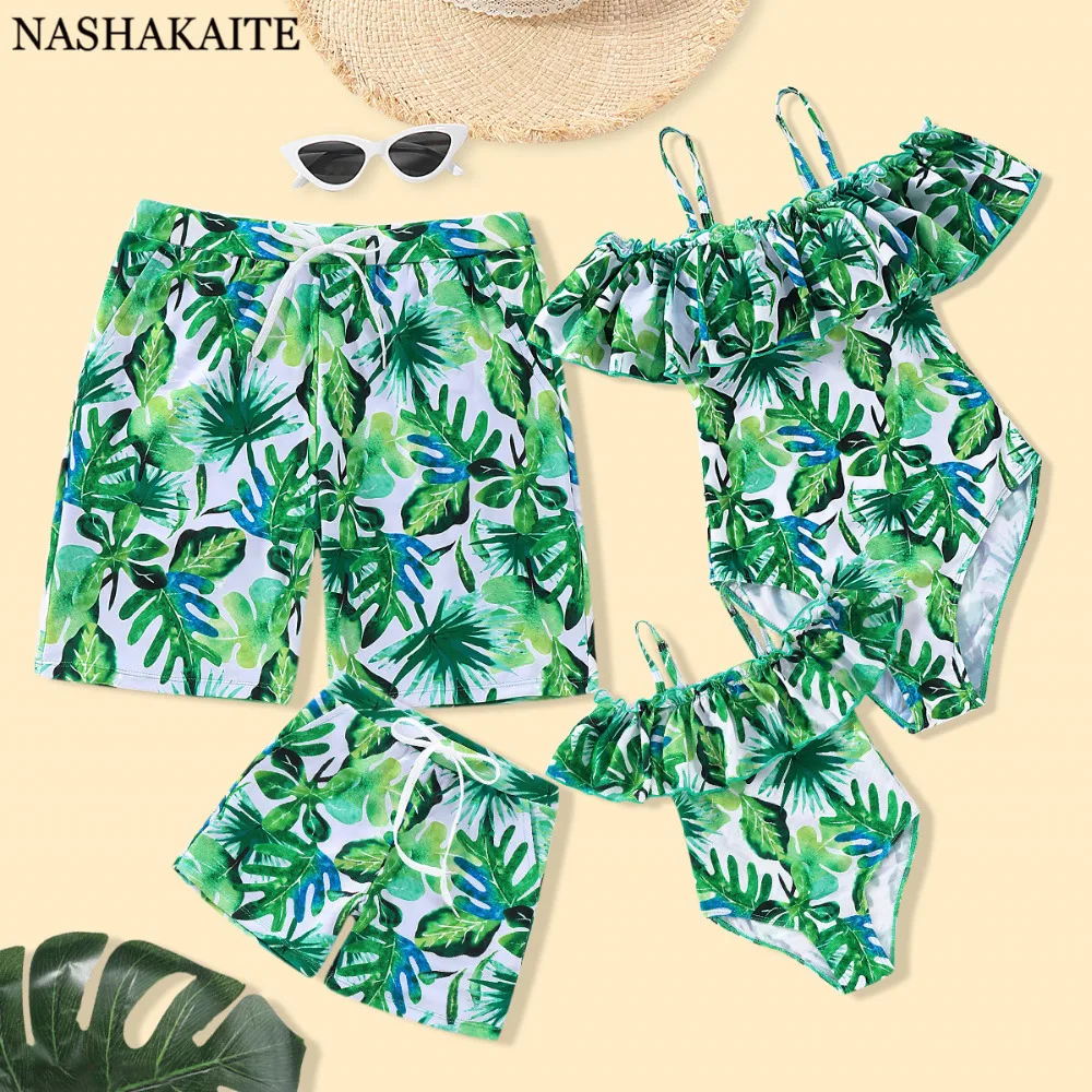 NASHAKAITE Swimsuit Mother Daughter Off Shoulder Ruffled Tropical Leaf Print Swimwear Beach Shorts Men Boys Family Swimsuits
NASHAKAITE Swimsuit Mother Daughter Off Shoulder Ruffled Tropical Leaf Print Swimwear Beach Shorts Men Boys Family Swimsuits