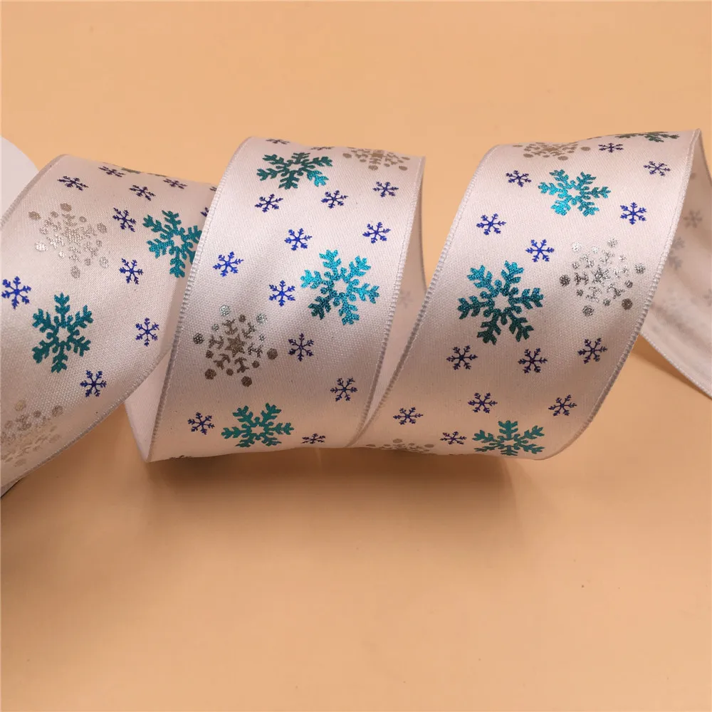 38mm X 25yards White Wired Satin Ribbon with Snowflake Imprinting for Gift Bow,wedding,cake Wrap,tree Decoration N1132
38mm X 25yards White Wired Satin Ribbon with Snowflake Imprinting for Gift Bow,wedding,cake Wrap,tree Decoration N1132