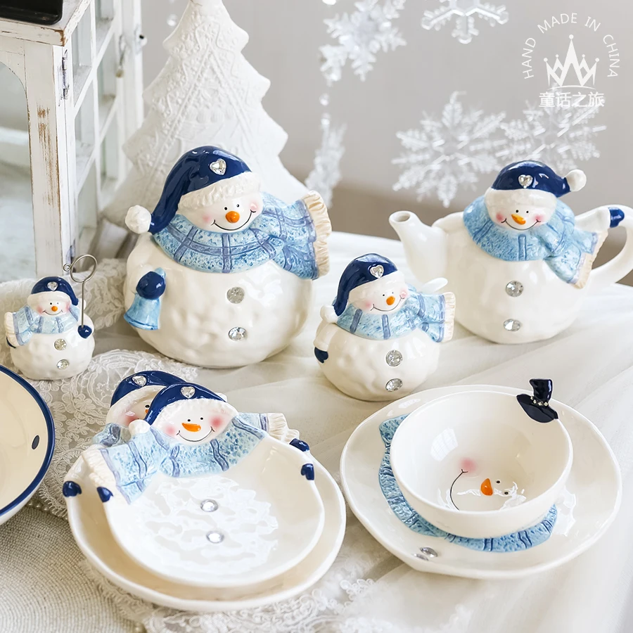 Home Decorations Dessert Plate Snacks Dishes Creative Cute Cartoon Ceramic Bowl Snowman Dish Tea Teapot Sets dinnerware CL190322
Home Decorations Dessert Plate Snacks Dishes Creative Cute Cartoon Ceramic Bowl Snowman Dish Tea Teapot Sets dinnerware CL190322