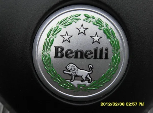 Signs mark mark before otorcycle G600 mark on the windshield
Signs mark mark before otorcycle G600 mark on the windshield