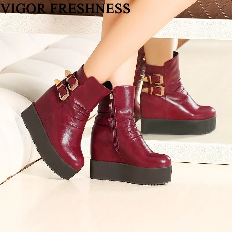 VIGOR FRESHNESS Women Ankle Boots Winter Shoes Woman Platform Boots Height Increasing Shoes Autumn High Heels Boots 11CM MY89
VIGOR FRESHNESS Women Ankle Boots Winter Shoes Woman Platform Boots Height Increasing Shoes Autumn High Heels Boots 11CM MY89