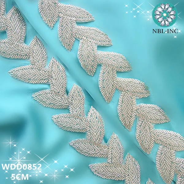 (10 YARDS)Wholesale silver bridal beaded rhinestone applique trim for wedding dress sash belt WDD0852
(10 YARDS)Wholesale silver bridal beaded rhinestone applique trim for wedding dress sash belt WDD0852