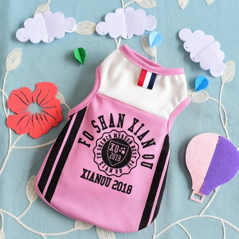 2019 Pet Dog Clothes for Small Medium Large Dog Fashion Leisure Sporty Style Overalls For Puppy Coats Jackets Puppy Clothing
2019 Pet Dog Clothes for Small Medium Large Dog Fashion Leisure Sporty Style Overalls For Puppy Coats Jackets Puppy Clothing