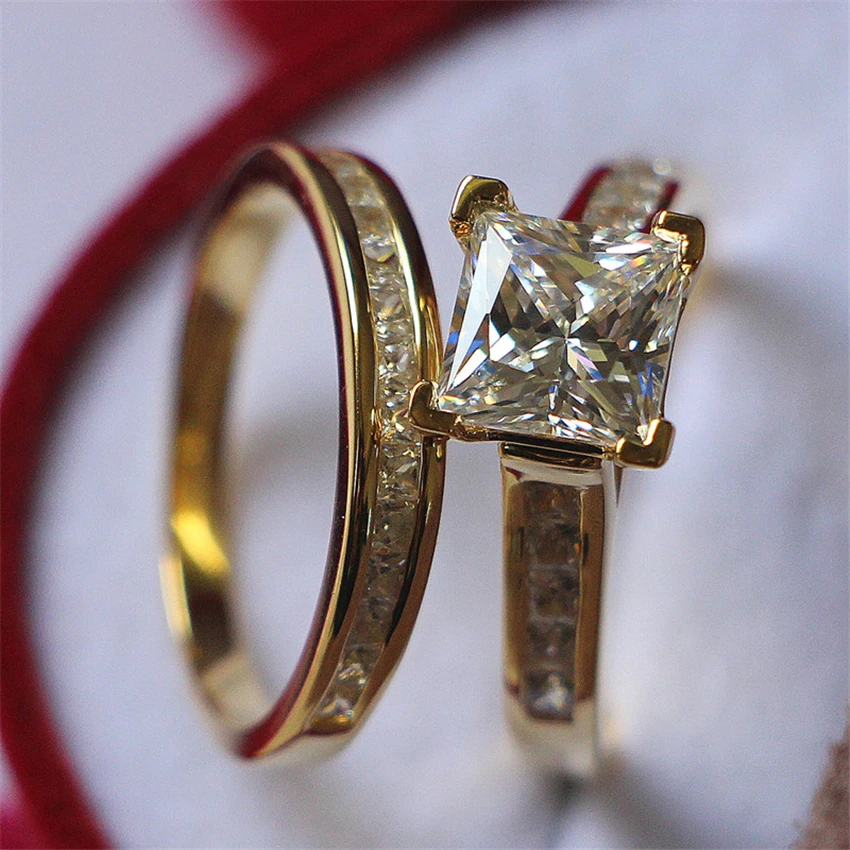 S925 Silver Set Rings Fabulous 2Ct Princess Cut Synthetic Diamant Rings White Gold Color Engagement Ring
S925 Silver Set Rings Fabulous 2Ct Princess Cut Synthetic Diamant Rings White Gold Color Engagement Ring