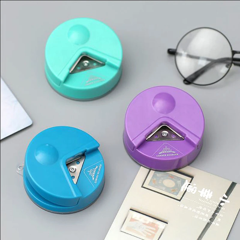 1pcs R4 Corner Rounder Chamferer 4mm Paper Punch Card Photo Cutter Tool Craft Scrapbooking DIY round angle machine
1pcs R4 Corner Rounder Chamferer 4mm Paper Punch Card Photo Cutter Tool Craft Scrapbooking DIY round angle machine