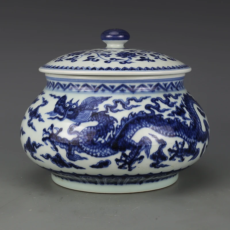 Antique MingDynasty porcelain pot,blue &White cans,Hand-painted crafts,Decoration,Collection&Adornment,Free Shipping
Antique MingDynasty porcelain pot,blue &White cans,Hand-painted crafts,Decoration,Collection&Adornment,Free Shipping