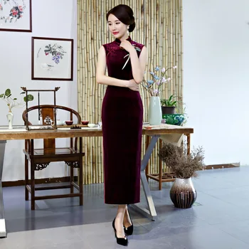 Chinese National Women Qipao Sexy Sleeveless Velvet Stage Show Cheongsam Elegant Floral Long Slim Dress Vintage Vestidos
Chinese National Women Qipao Sexy Sleeveless Velvet Stage Show Cheongsam Elegant Floral Long Slim Dress Vintage Vestidos