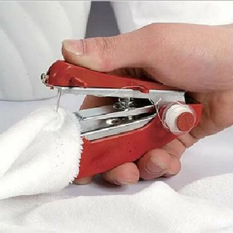 1pc Color Random Mini manual sewing machine Portable Simple Operation Sewing Tools Sewing Cloth Fabric Handy Needlework Tool
1pc Color Random Mini manual sewing machine Portable Simple Operation Sewing Tools Sewing Cloth Fabric Handy Needlework Tool