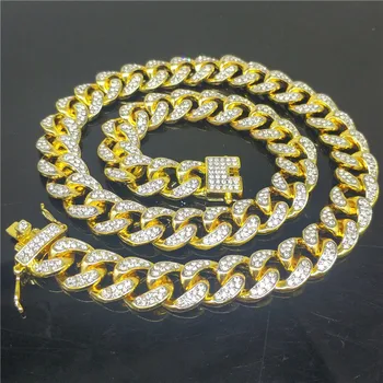 High quality CUBAN CHAIN Chao 14MM bold double color hip-hop super flash Nueva de collar largo de bricolaje al necklace 
High quality CUBAN CHAIN Chao 14MM bold double color hip-hop super flash Nueva de collar largo de bricolaje al necklace