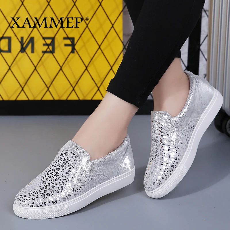 Xammep Women Flats Spring Autumn Brand Women Shoes Women Sneakers Split Leather Basic Female Casual Shoes Slip-on Round Toe
Xammep Women Flats Spring Autumn Brand Women Shoes Women Sneakers Split Leather Basic Female Casual Shoes Slip-on Round Toe