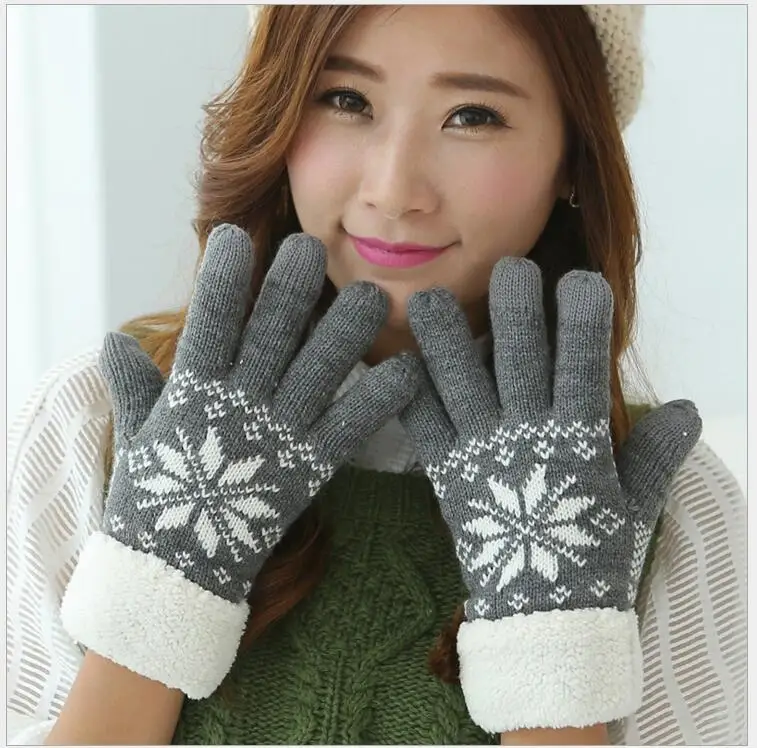 Soft Winter Women Snowfake Printing Touch Screen Gloves Texting Capacitive Smartphone Knitted Gloves
Soft Winter Women Snowfake Printing Touch Screen Gloves Texting Capacitive Smartphone Knitted Gloves