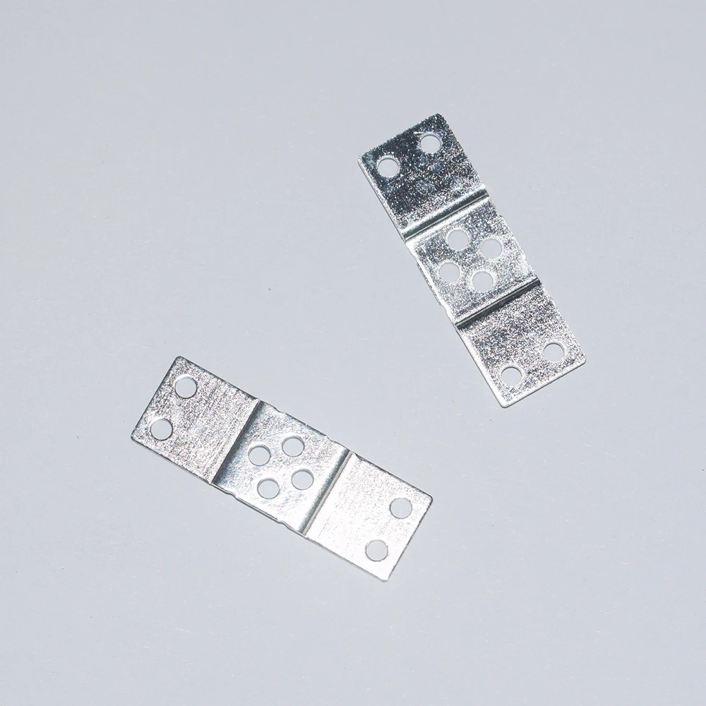 10/100pcs 130 motor rear clip bracket iron piece dron rc car plane robot kids toys for boys diy baby accessories montessori 130R
10/100pcs 130 motor rear clip bracket iron piece dron rc car plane robot kids toys for boys diy baby accessories montessori 130R
