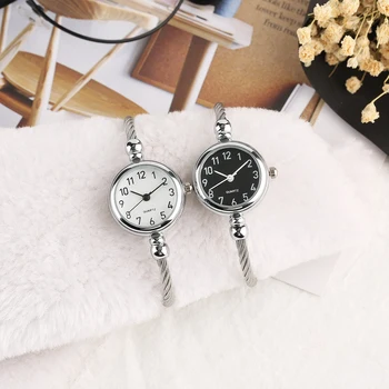 Top Band Luxury Women's Watch Fashion Casual Watch for Women Quartz Wristwatch Stainless Steel Band Female Bracelet Watches
Top Band Luxury Women's Watch Fashion Casual Watch for Women Quartz Wristwatch Stainless Steel Band Female Bracelet Watches
