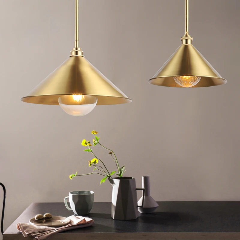 Nordic arts Wrought iron pyramid pendant lights, Polygon reflection lampshade, Suitable for home, shop decoration lighting
Nordic arts Wrought iron pyramid pendant lights, Polygon reflection lampshade, Suitable for home, shop decoration lighting