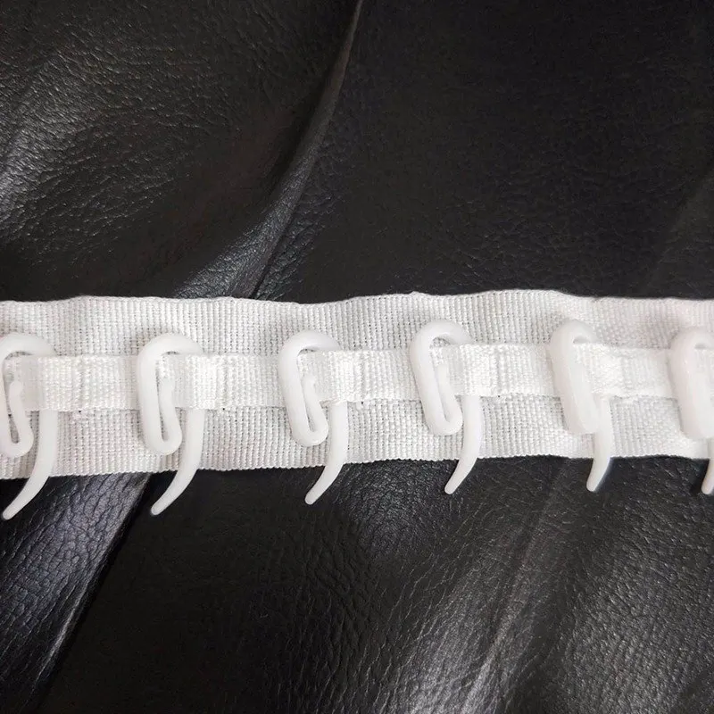 30 Pcs Curtain Hooks For Curtains With Header Tape White Plastic Nylon New delicate
30 Pcs Curtain Hooks For Curtains With Header Tape White Plastic Nylon New delicate