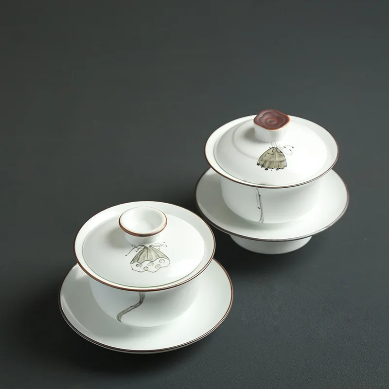 High Quality Hand Painted Lotus Ceramic Porcelain Gaiwan Chinese Kung Fu Tea Set Teaware Tureen Sancai Tea Cup Pu'er Kettle
High Quality Hand Painted Lotus Ceramic Porcelain Gaiwan Chinese Kung Fu Tea Set Teaware Tureen Sancai Tea Cup Pu'er Kettle