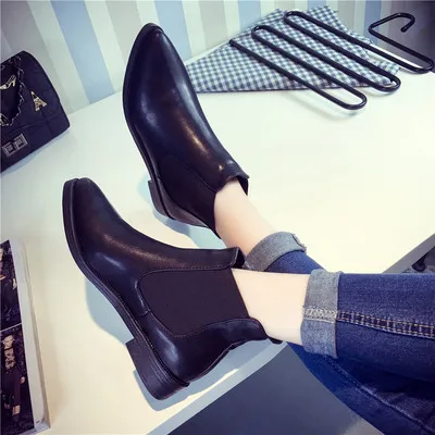 new spring and autumn ladies British style female shoes thick with small shoes female lace single shoes female shoes
new spring and autumn ladies British style female shoes thick with small shoes female lace single shoes female shoes