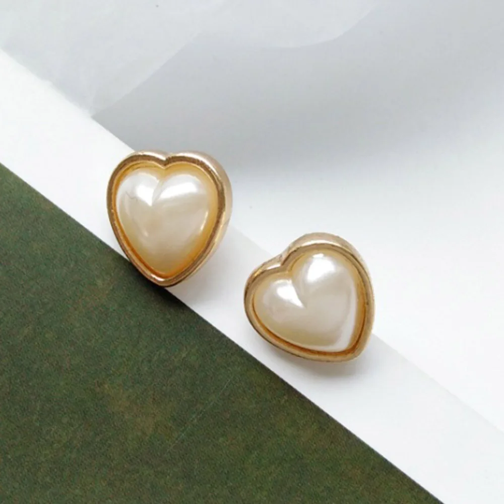 Gold Color Geometric Heart Stud Earrings For Women Simulated Pearl Earring Romantic Female Jewelry Ear Studs arete
Gold Color Geometric Heart Stud Earrings For Women Simulated Pearl Earring Romantic Female Jewelry Ear Studs arete