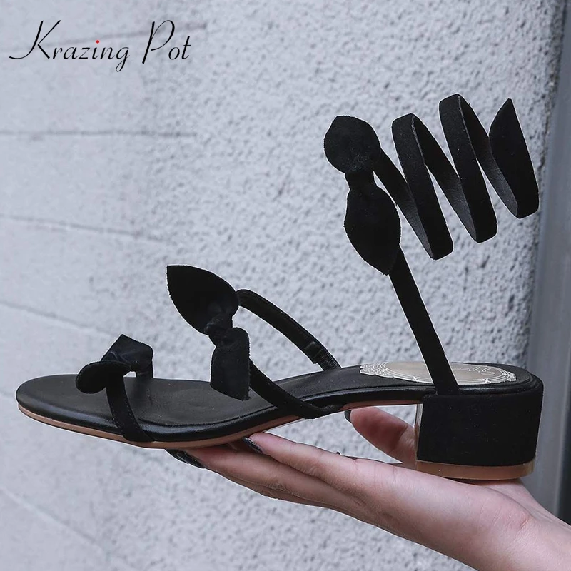 Krazing pot kid suede natural leather butterfly-knot women gladiator slip on square med heel sandals summer princess shoes L9f2
Krazing pot kid suede natural leather butterfly-knot women gladiator slip on square med heel sandals summer princess shoes L9f2
