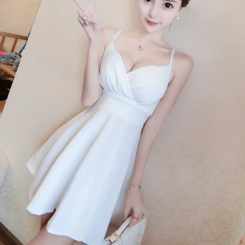 Summer Women Lace Dress Sexy Backless V-neck Beach Dresses 2019 Fashion Sleeveless Spaghetti Strap White Casual Mini Sundress
Summer Women Lace Dress Sexy Backless V-neck Beach Dresses 2019 Fashion Sleeveless Spaghetti Strap White Casual Mini Sundress