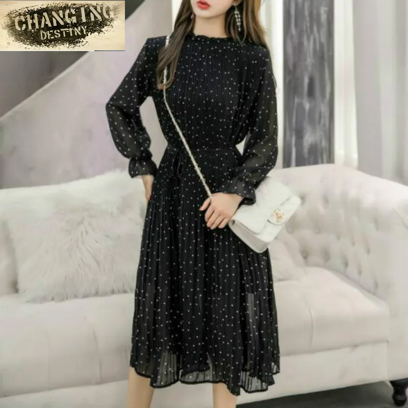 New Fashion Autumn Lady Long Chiffon Dress Korean Black Vintage Clothes Women Long Sleeved Polka Dot Pleated Dresses
New Fashion Autumn Lady Long Chiffon Dress Korean Black Vintage Clothes Women Long Sleeved Polka Dot Pleated Dresses