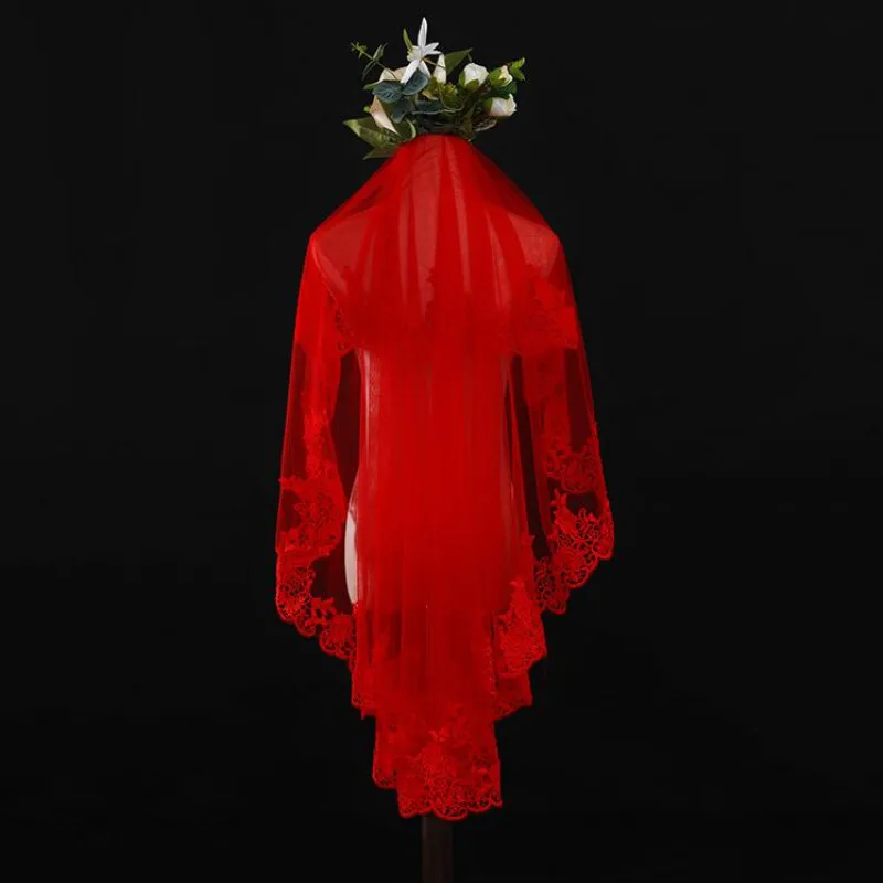 Two Layer Short Red Wedding Veil without Comb Lace Appliques Bride Veil Wedding Accessories Red 1.5 Meters Sluier
Two Layer Short Red Wedding Veil without Comb Lace Appliques Bride Veil Wedding Accessories Red 1.5 Meters Sluier