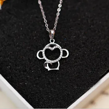 Temperament Exquisite 925 Sterling Silver Jewelry Fashion Personality Cute Animal Monkey Crystal Pendant Necklaces H124
Temperament Exquisite 925 Sterling Silver Jewelry Fashion Personality Cute Animal Monkey Crystal Pendant Necklaces H124