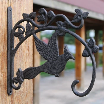 European Vintage Hummingbird on Branch Design Cast Iron Home Garden Wall Mounted Flower Pot Basket Hanging Hook Holder Rack
European Vintage Hummingbird on Branch Design Cast Iron Home Garden Wall Mounted Flower Pot Basket Hanging Hook Holder Rack